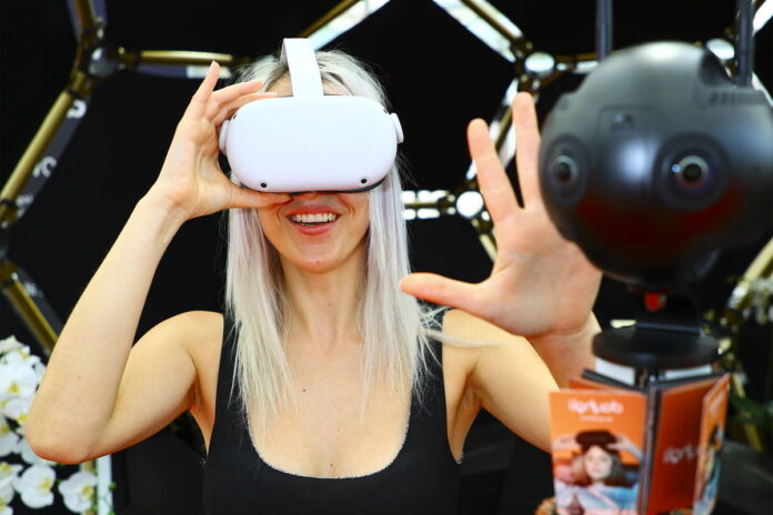 What you need to watch VR videos in virtual reality